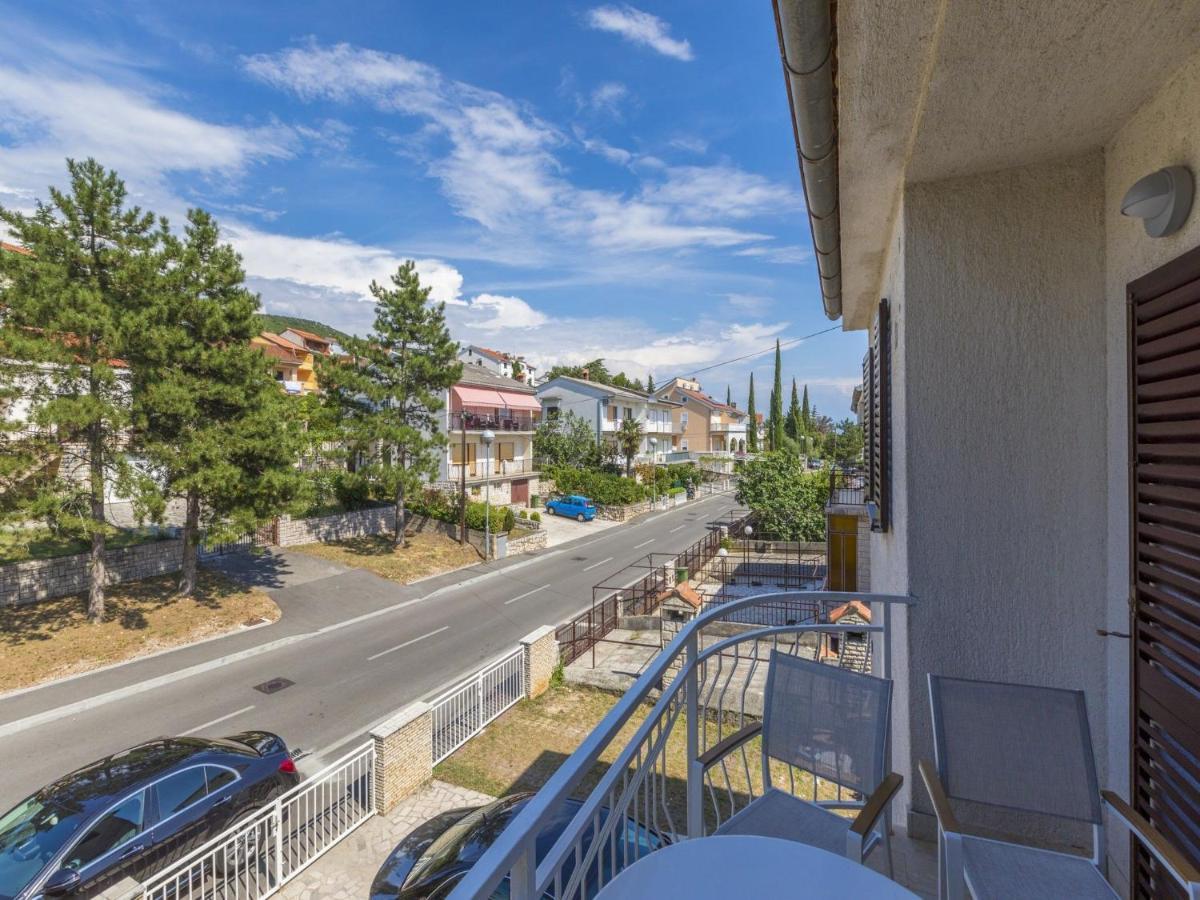 Apartments Elizabeta Dramalj Bagian luar foto